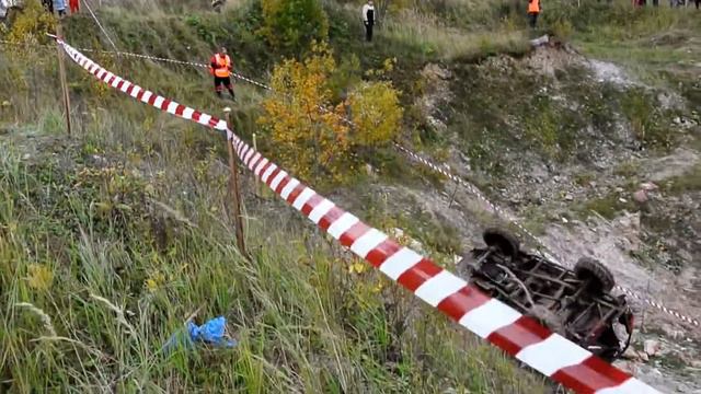 УАЗ 469 улетел с обрыва. "Матерый" джип-триал 2012 смотреть онлайн
