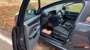 Честный обзор автомобиля Ford Focus II Restyling 2010 года. Крутой авто.