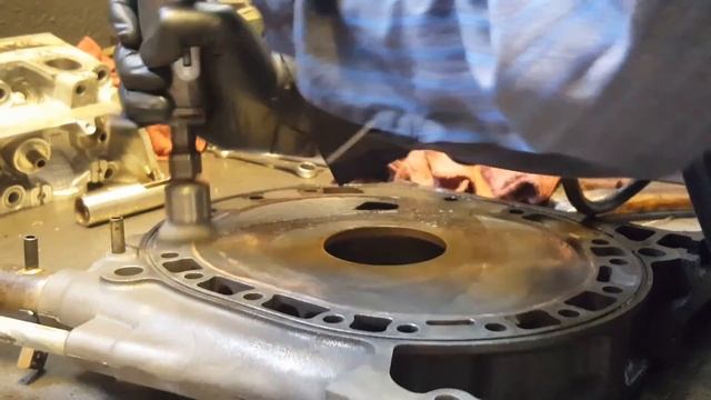 Mazda rx7 mazda rx8 rotary engine rebuild;Cleaning and inspecting the irons!! смотреть онлайн