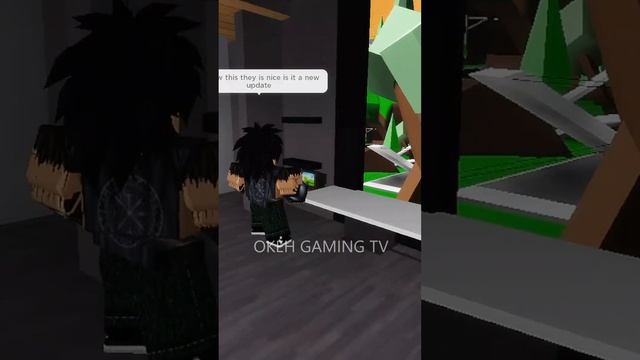 I Went INVISIBLE to CHEAT in HIDE & SEEK Roblox Brookhaven!