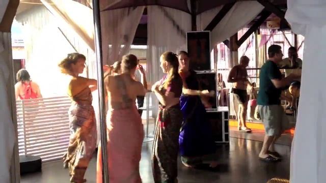 Киртан на центральном пляже Дагомыса смотреть онлайн