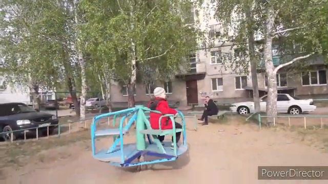 Прогулка после садика!!!! смотреть онлайн