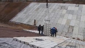 Монтаж гибкого бетонного покрытия