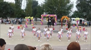 Танец "Конфетки"