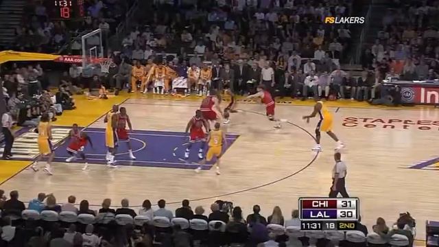 11 18 2008 Bulls vs Lakers 1st Half Highlights смотреть онлайн