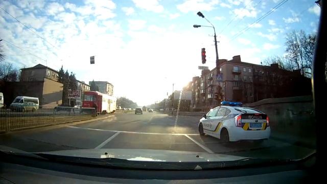 Полиция на красный свет смотреть онлайн