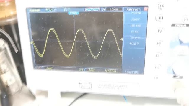 Неполярный конденсатор из двух полярных электролитических. смотреть онлайн