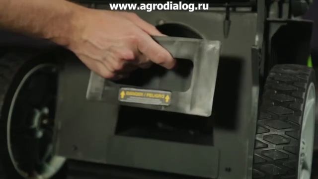 Аккумуляторная газонокосилка Greenworks G40LM49DB – установка мульчирующего комплекта смотреть онлайн