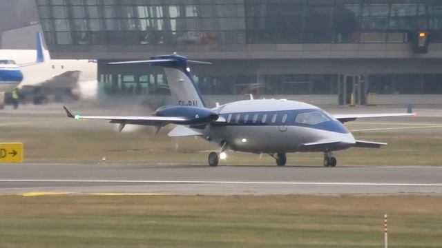 Чудо-самолёт: пропеллеры сзади, пузатый и маленький. Зато от самого Ferrari смотреть онлайн