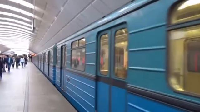 Метро Еж3 ушёл в историю в Москве смотреть онлайн