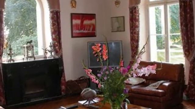 Замок в Париже в Национальном парке Вексен.wmv