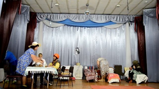 Спектакль «Жизнь народа», посвящённый Дню народного единства смотреть онлайн