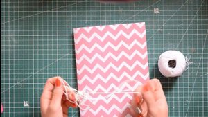 Как сделать скетчбук своими руками // Скетчбук за 10 минут