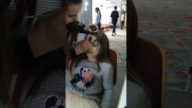 Аквагрим для начинающих «Королева пауков»г.ДОНЕЦК."АНТОШКА И КОШКА " ДЕНЬ РОЖДЕНИЯ. 2019.ДНР. смотреть онлайн