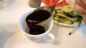 Фунчоза с овощами и крабовыми палочками