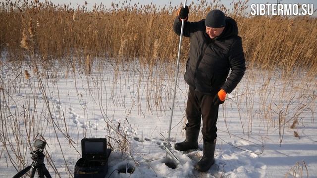 Как легко расчистить траву под льдом? ТЕСТИРУЕМ донную косу-грабли для зимней рыбалки на практике!