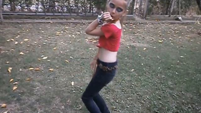 Kosovarja Genta Ismajli - Shkune Tune 2012 смотреть онлайн