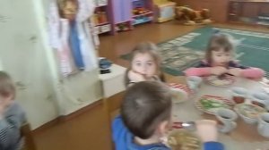 Обед в детском саду