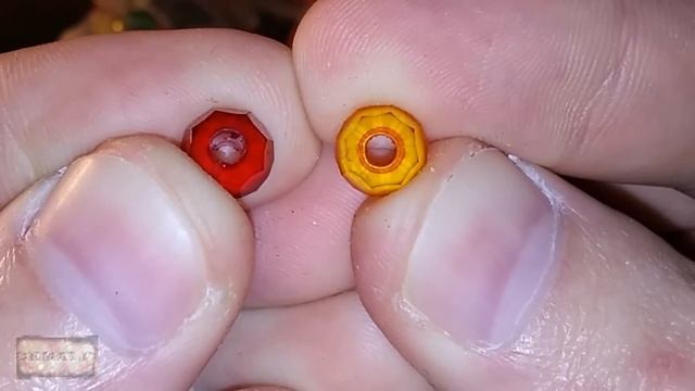 Много разных разноцветных бусин из Китая. Бусины для рукоделия с Aliexpress) смотреть онлайн