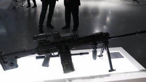 «Калашников» презентовал ручной пулемет РПЛ-20 с подствольным гранатометом