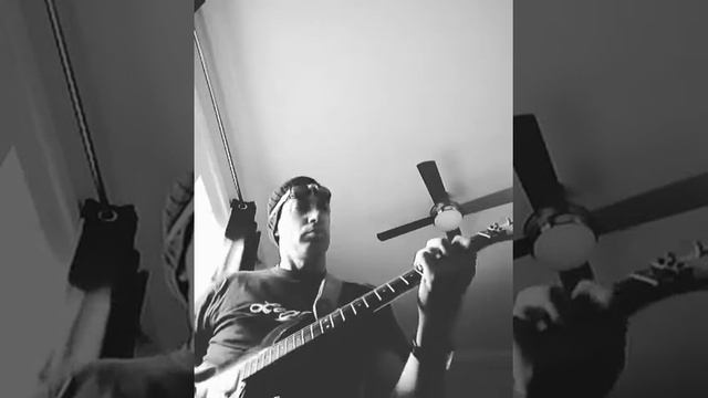 Jono Martin Sunday Arvo song writing Fender Strat into a Laney Lionheart with ditto looper смотреть онлайн