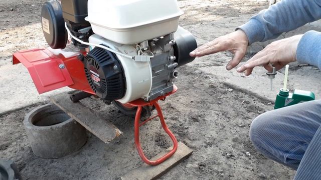 Мотоблок Агат! Замена масла в двигателе и редукторе! смотреть онлайн