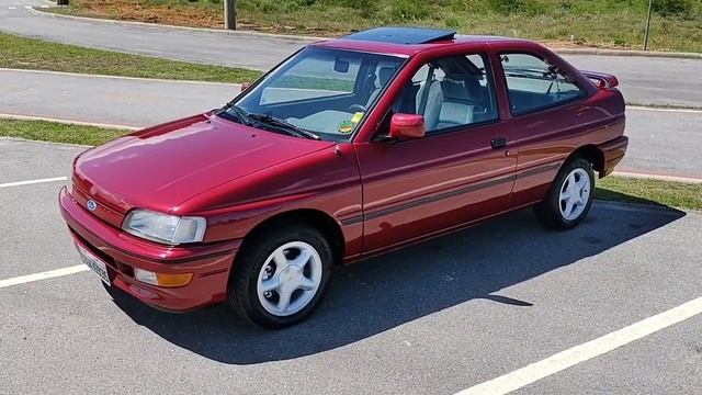 Momentos: Ford Escort XR3 смотреть онлайн