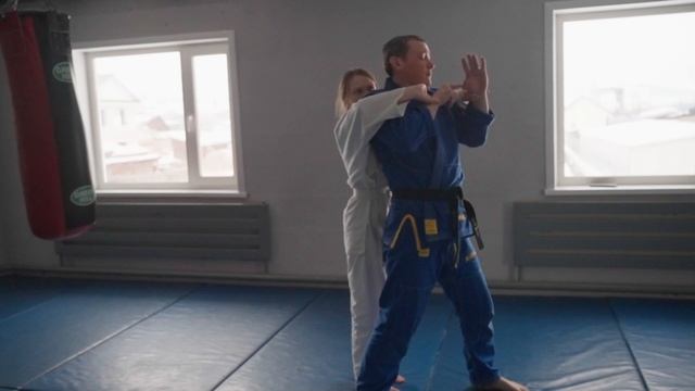 Посмотрите это видео, и ваш ребенок станет следующей суперзвездой айкидо!