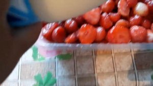 Клубника со сгущенкой заморозка