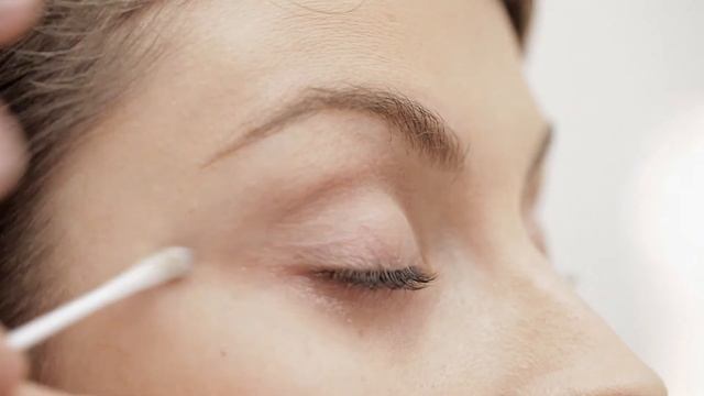 How to Remove Makeup with Sensibio H2O Micellar Water смотреть онлайн