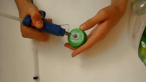 Как сделать умывальник из пятилетровой бутылки.