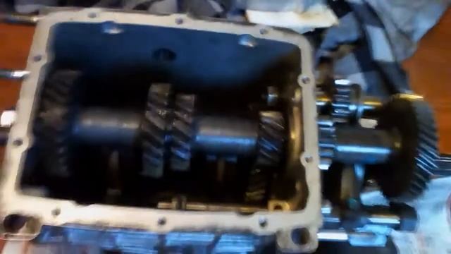 КПП Нива 2131 Это так и должно быть??? смотреть онлайн