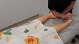 Массаж ног без масла