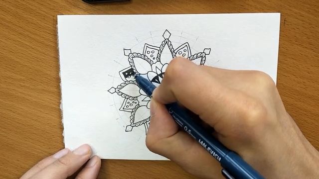 Рисую Мандалу Каждый День. Что Же в Итоге получилось. День 14 | Zentangle смотреть онлайн