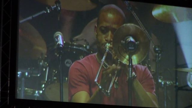 Trombone Shorty 2016-07-03 смотреть онлайн