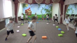 Танцы для детей. Бег с заданиями. Упражнение для детей 5-7 лет.