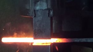 102 Практичный клинок из цепи бензопилы