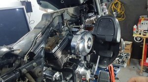 Harley Davidson Electra Glide 2009 Снимаем маслоплиту, меряем коленвал