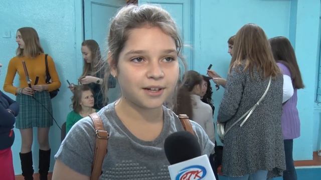 Рыцарский турнир ко Дню матери провели в СШ №1 смотреть онлайн