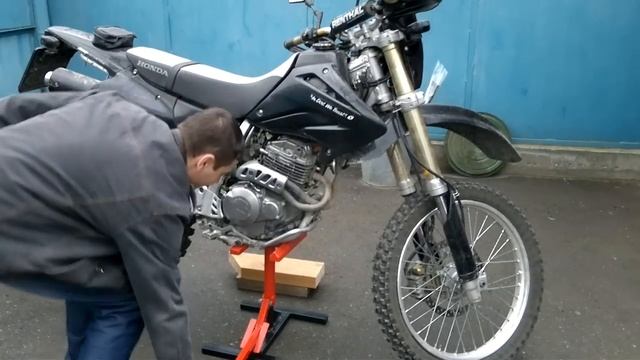 Подъёмник-мото-эндуро ( Подкат для мотоцикла ) смотреть онлайн