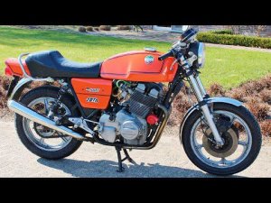 Laverda Jota 1000 - Три Цилиндра и Коленвал 180 Градусов !