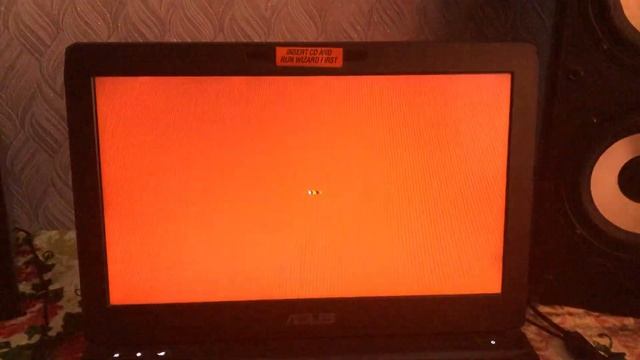 Красный экран ноутбука смотреть онлайн