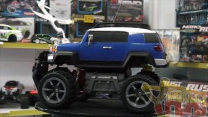 Обзор машины Auldey Toyota FJ Cruiser 1:28