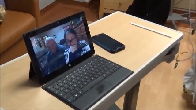 Реакция друзей, на то что родилась двойня. Они держали в секрете!) смотреть онлайн