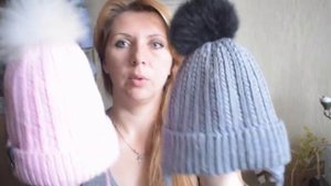 Обзор//Вязаные шапки-на осень, зиму, весну// Из чего вязать, и как )))