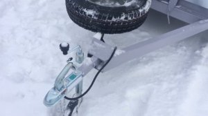 Прицеп для перевозки двух снегоходов от компании GTS-trailer