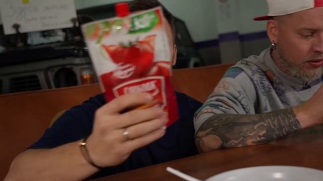 ОТГАДЫВАЕМ ДЕШЕВЫЕ Vs ДОРОГИЕ продукты! ** ЭТО ШОКИРОВАЛО! Дорого против Дешево Челлендж!
