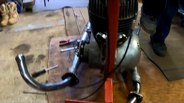 Пуск мотора Ява 250 (Jawa 250) ч.2 финал смотреть онлайн