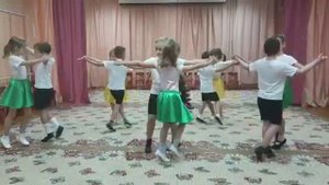 Детский танец.Ансамбль Радуга