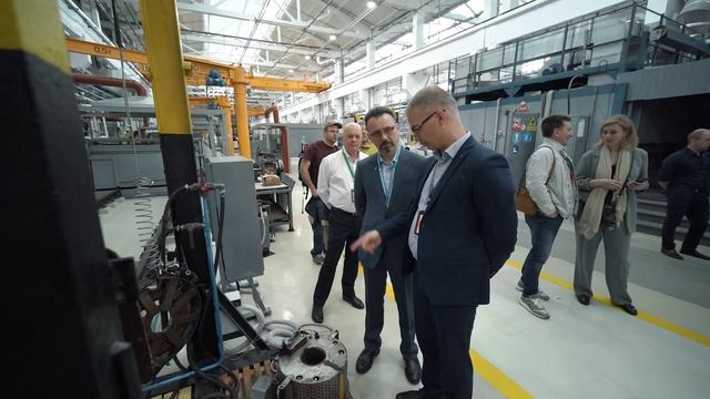 Ветераны метрополитена оценили обновлённое депо "Дачное" смотреть онлайн